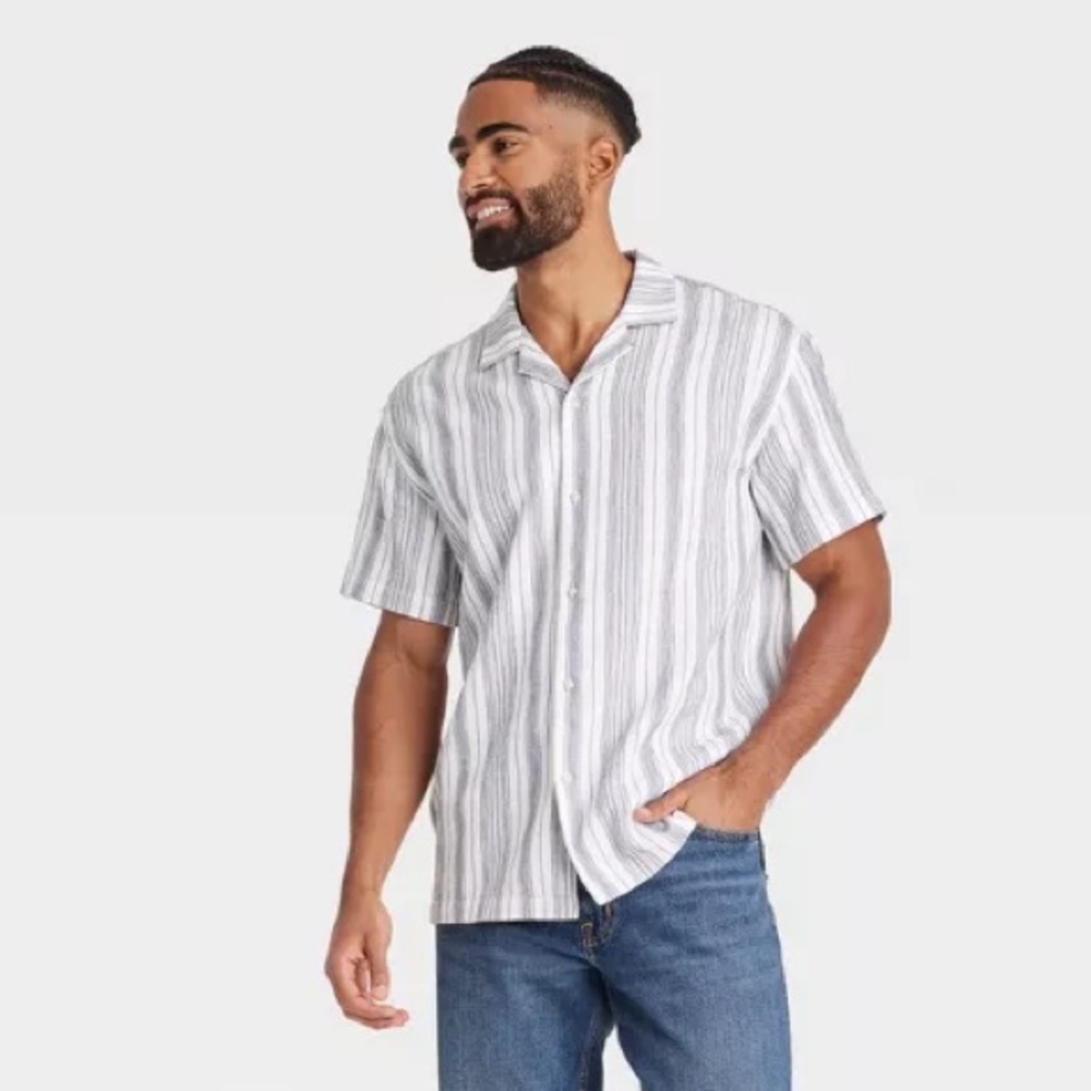 NWOT/Goodfellow Gray Striped Men’s Casual Shirt | Size Small